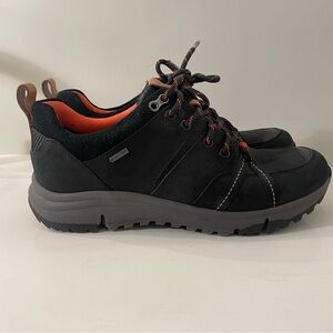 Clarks Shoes Womens 7M, Tri Trek GTX Sneakers Black Lace Up Comfort shoes